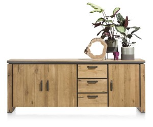Buffet en bois avec accents métalliques noirs