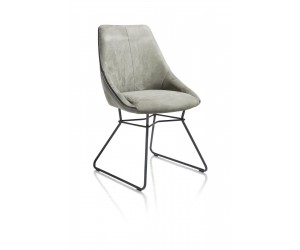 Chaise moderne et confortable en tissu vert