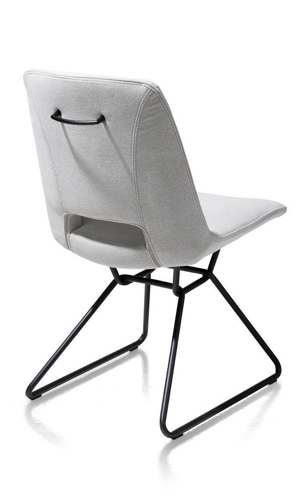 Chaise design gris clair