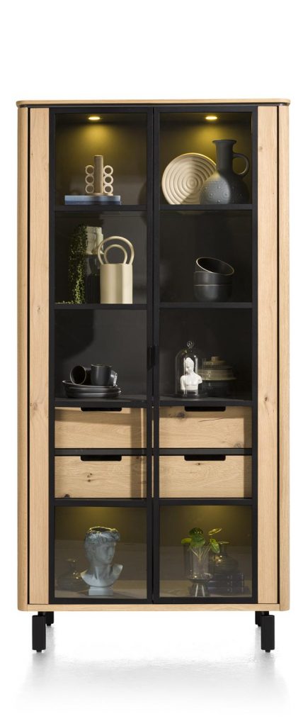 Vitrine moderne placage bois de chêne et métal noir