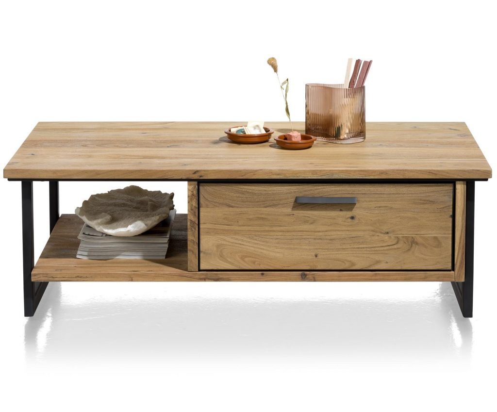 Table basse en bois de kikar massif au style industriel