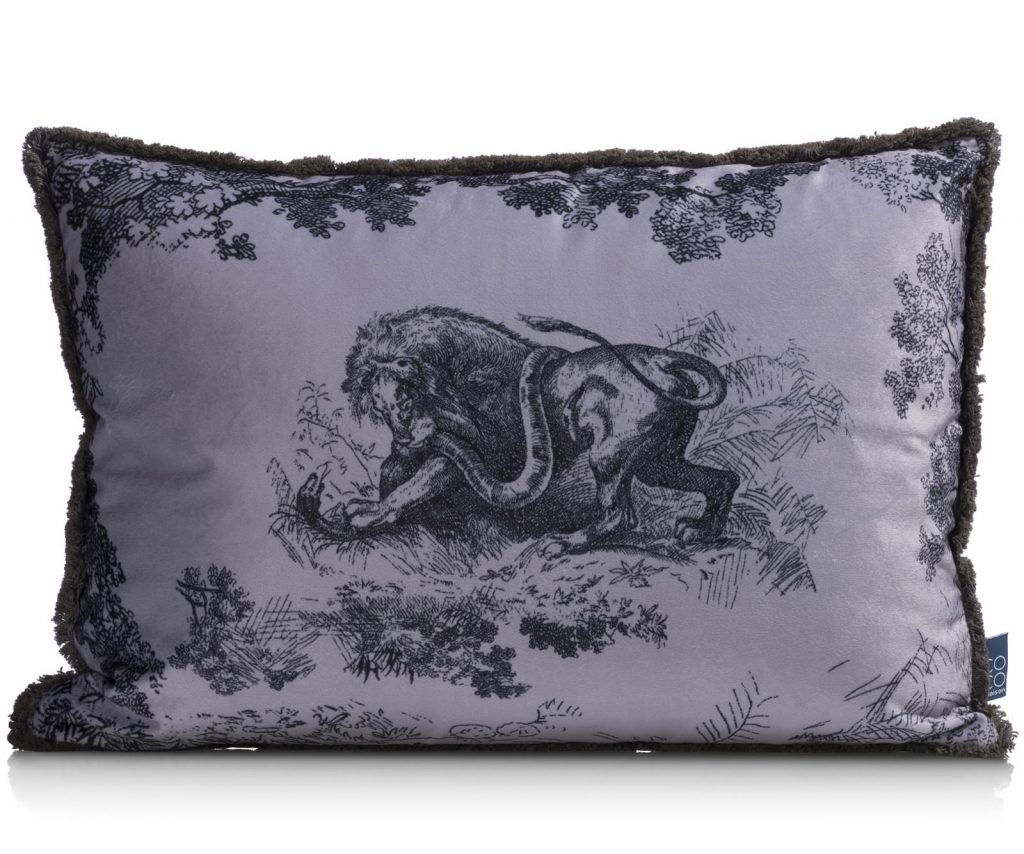 Coussin en velours gris motifs faune et flore africaine