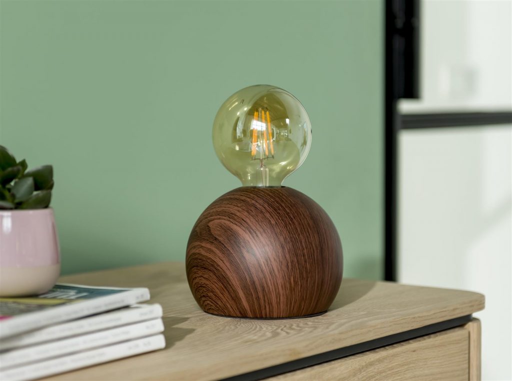 Lampe rétro et moderne