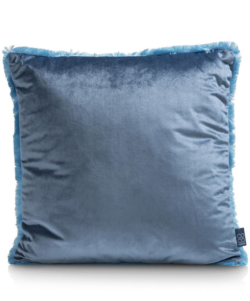 Coussin uni à franges en velours bleu