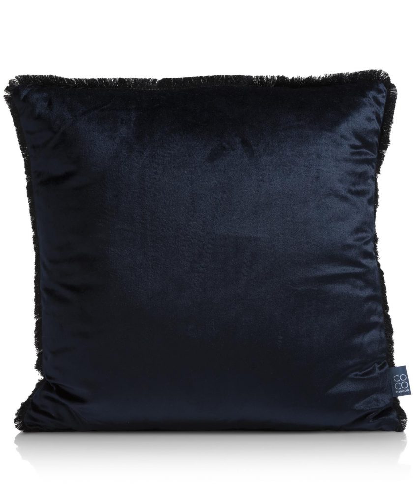 Coussin uni à franges en velours bleu nuit