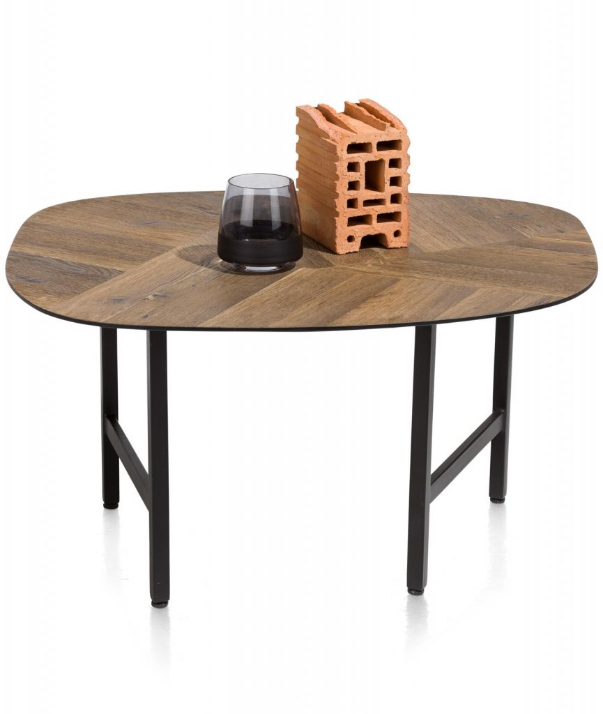 Table basse minimaliste avec plateau en bois à motifs chevrons