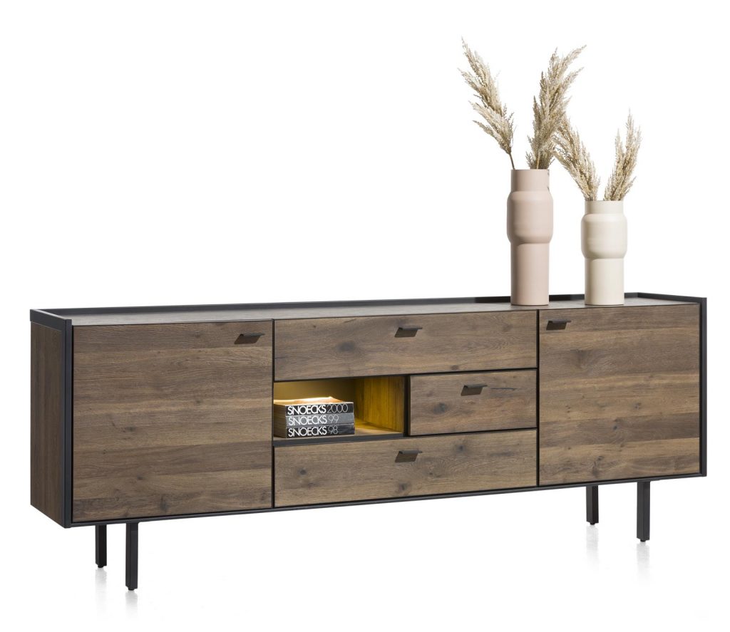 Buffet minimaliste et authentique en bois de chêne foncé