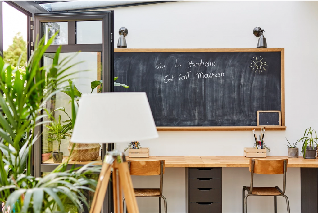 Décorateur d'intérieur La Déco by Séb et Nico bureau d'écolier