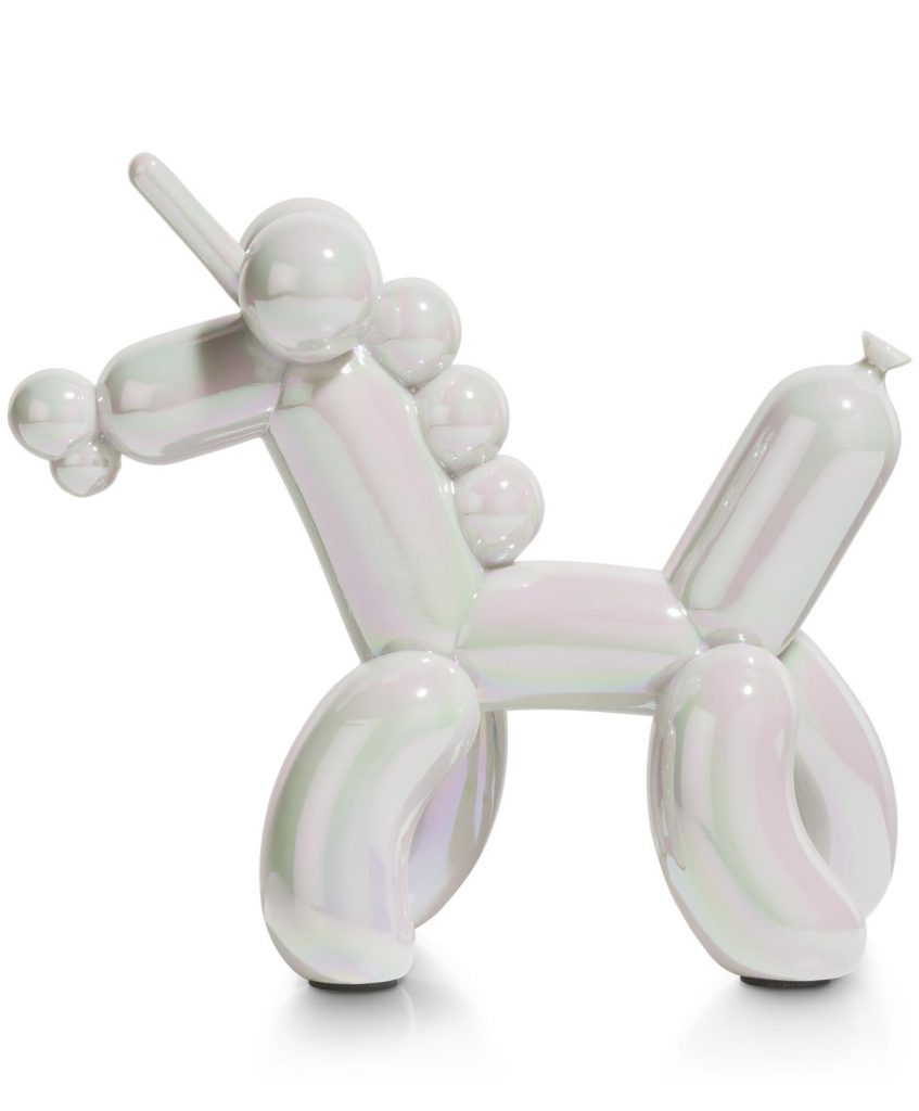 Objet de décoration original représentant un ballon en forme de licorne blanche