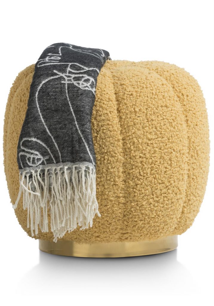 Pouf jaune en tissu bouclé forme ronde