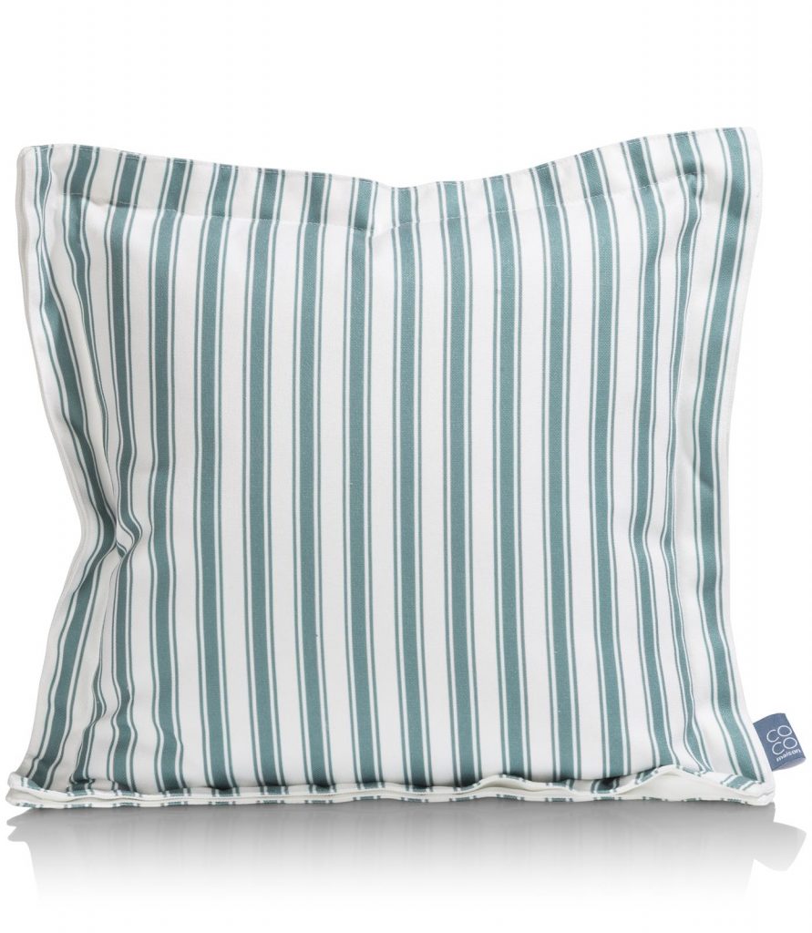 Coussin à rayures bleu et blanc