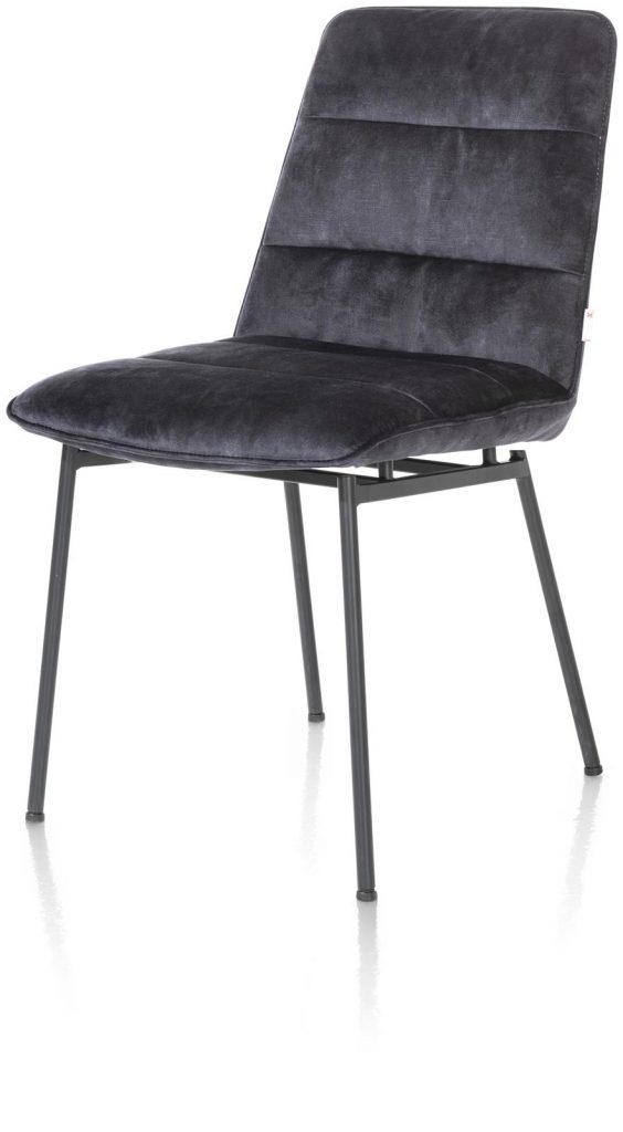Chaise moderne et minimaliste en velours noir
