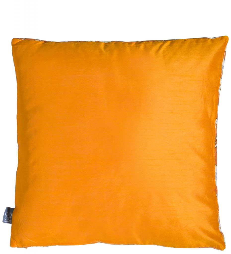 Coussin orange motifs fleurs