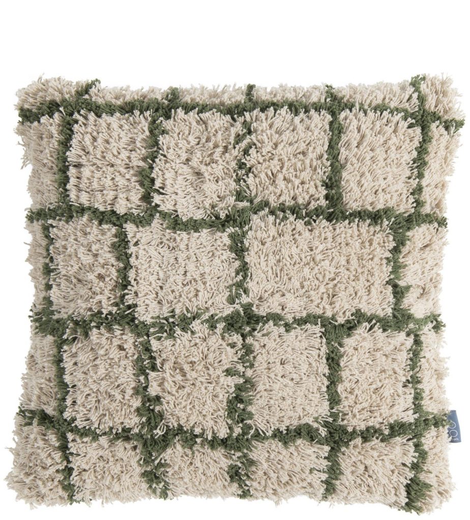 coussin douillet beige avec carreaux vert