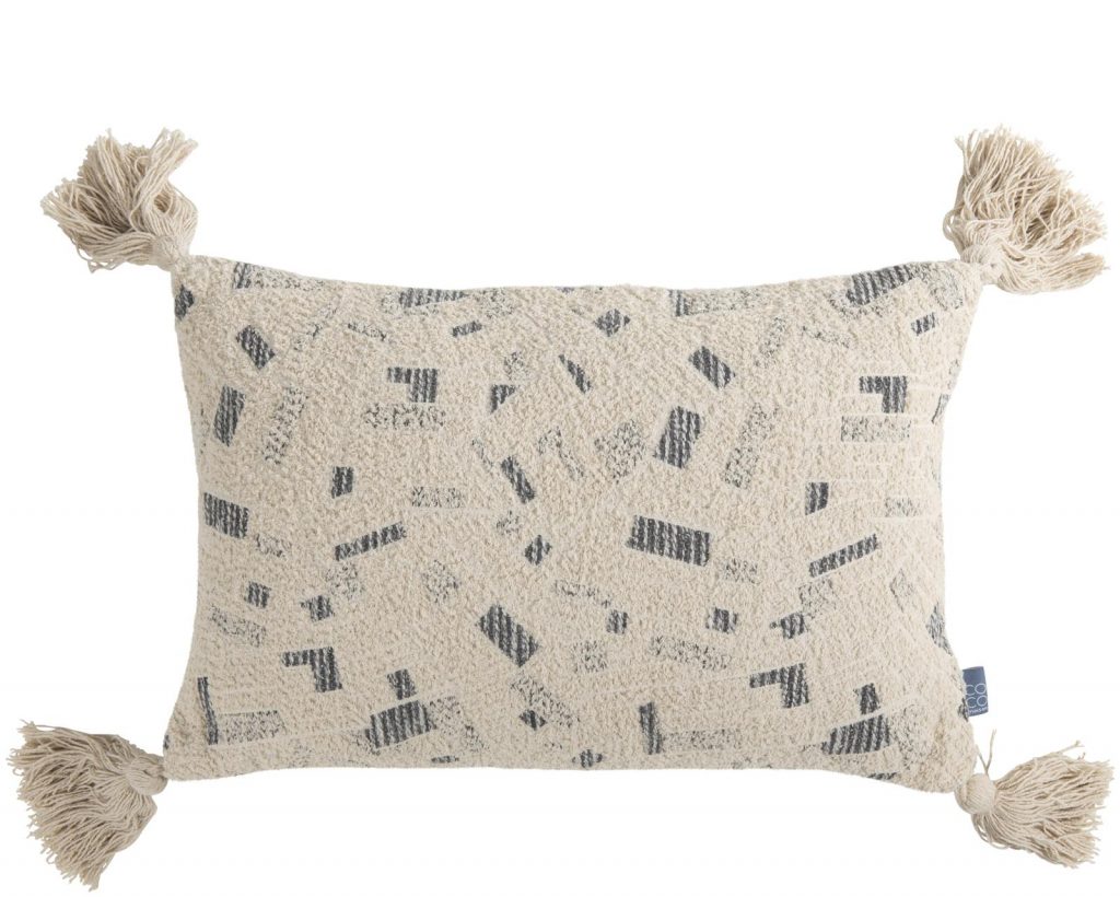 coussin à motif rectangle bleu marine avec pompons aux 4 coins