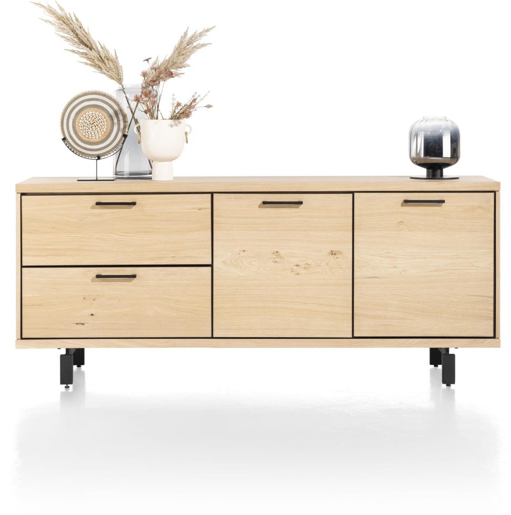 buffet intemporelle en bois brut