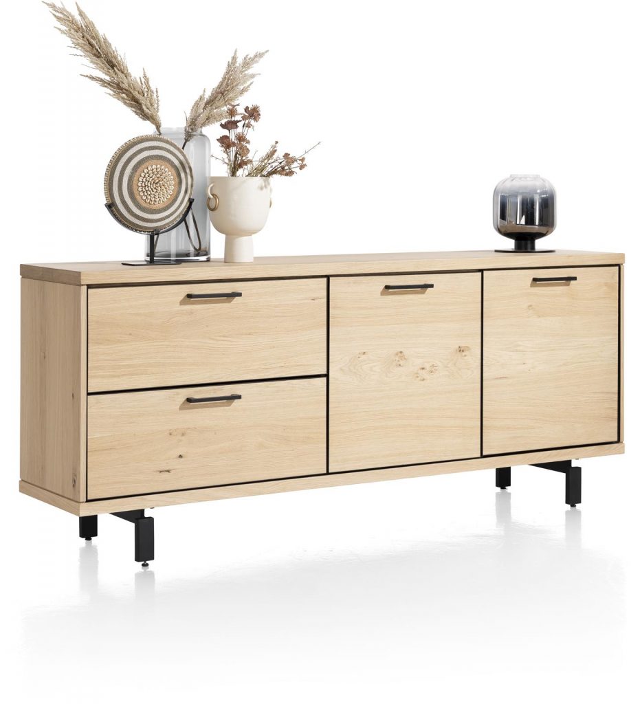 buffet intemporelle en bois brut