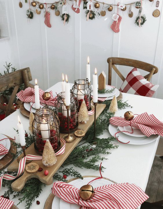 table de Noël traditionnel et moderne 