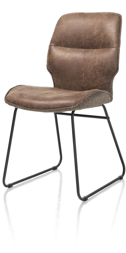 chaise moderne et épurée a double marron