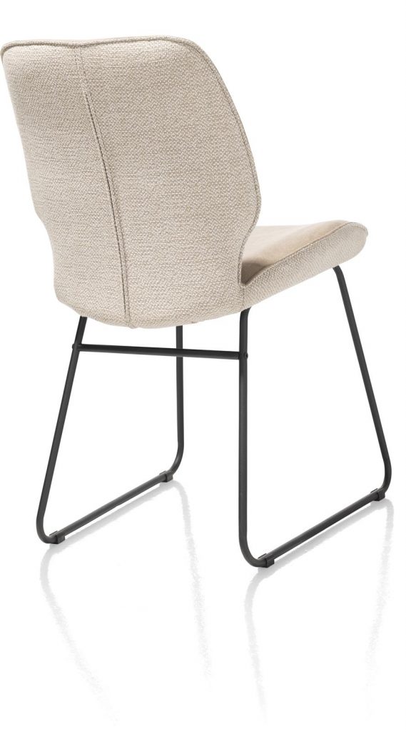 chaise moderne et épurée a double tissu beige