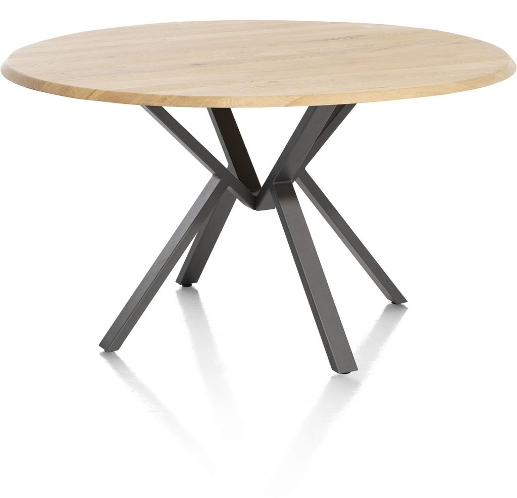 table scandinave avec pied central