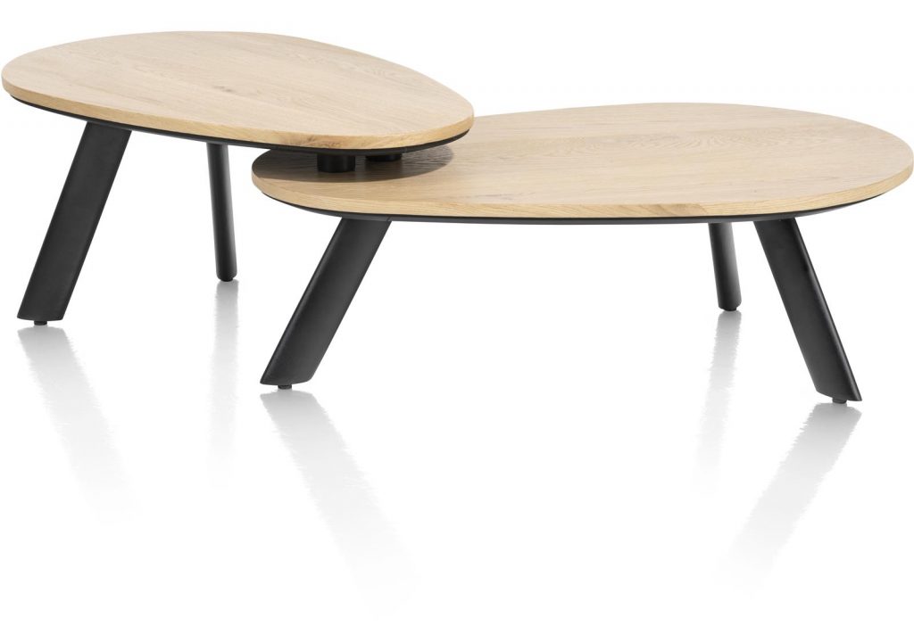 Ensemble de deux tables basses avec plateaux en bois de chêne et piétements métallique